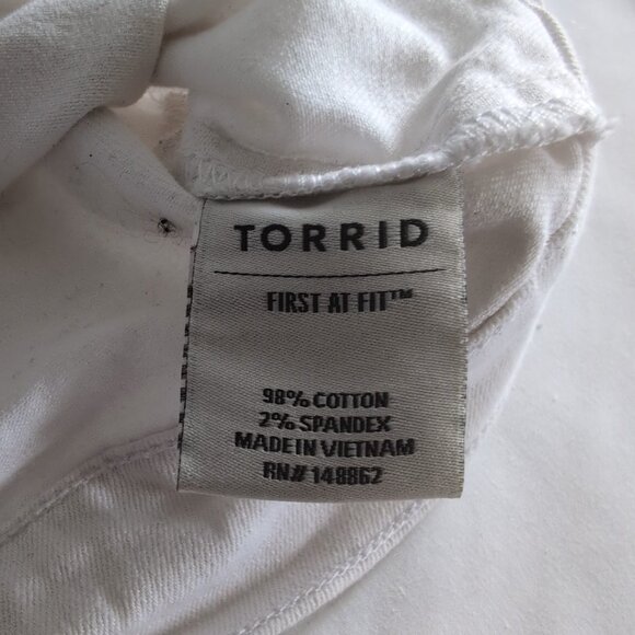 Torrid Denim Women's White Vest Jean/Denim Button Up Chest Pocket, Size 2 - Picture 5 of 7